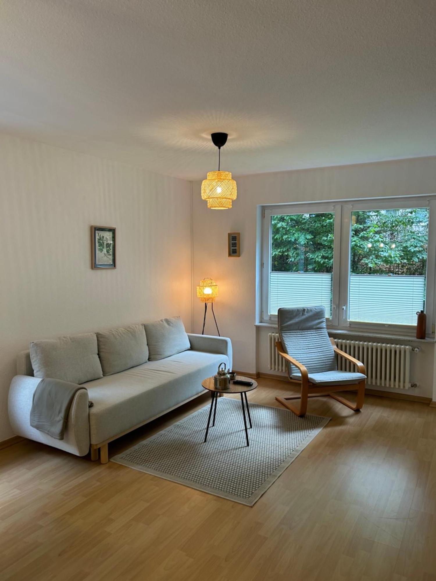 Stilvolle Im Gruenen Mit Wohlfuehlcharakter Apartment
