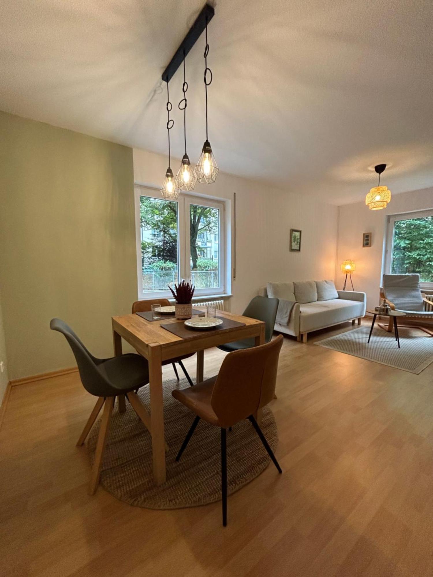 Apartment Stilvolle Im Gruenen Mit Wohlfuehlcharakter